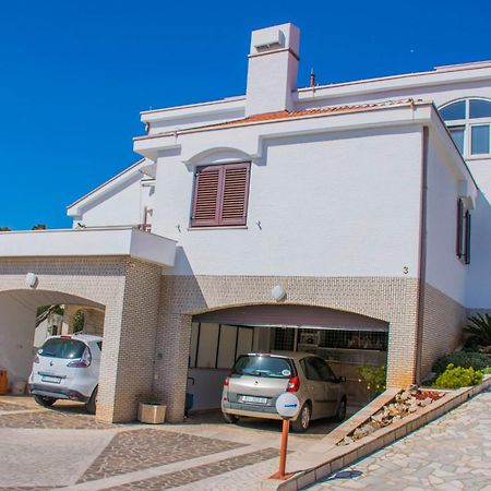 Apartments Punta & Vista In Krk Krk Town Exteriör bild