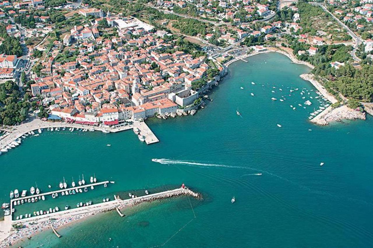 Apartments Punta & Vista In Krk Krk Town Exteriör bild